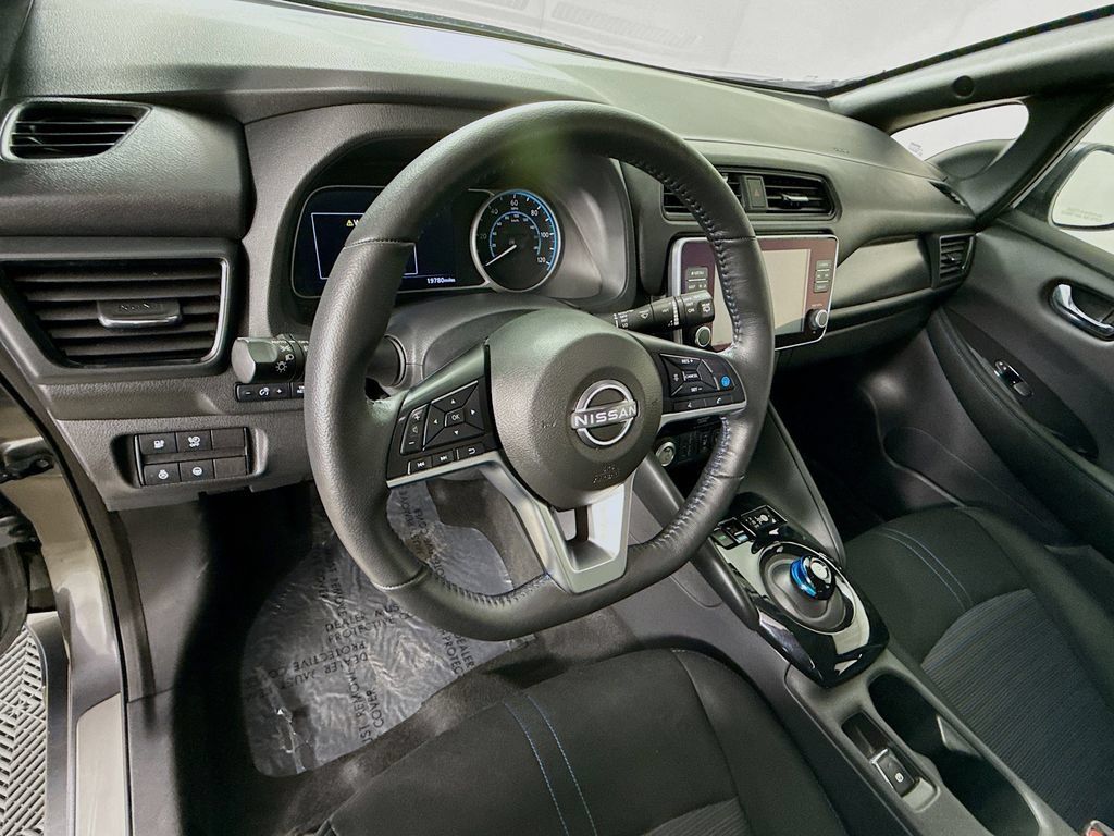 Used 2023 Nissan Leaf SV Plus FWD image 12