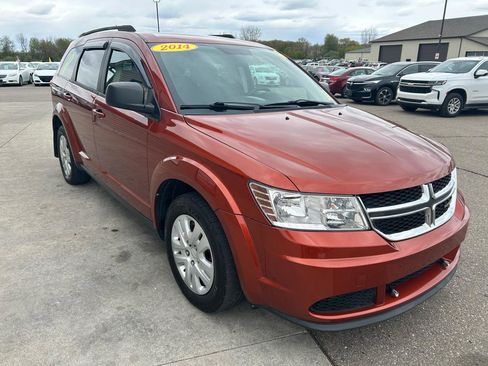 Used 2014 Dodge Journey SE w/ Flexible Seating Group FWD image 3
