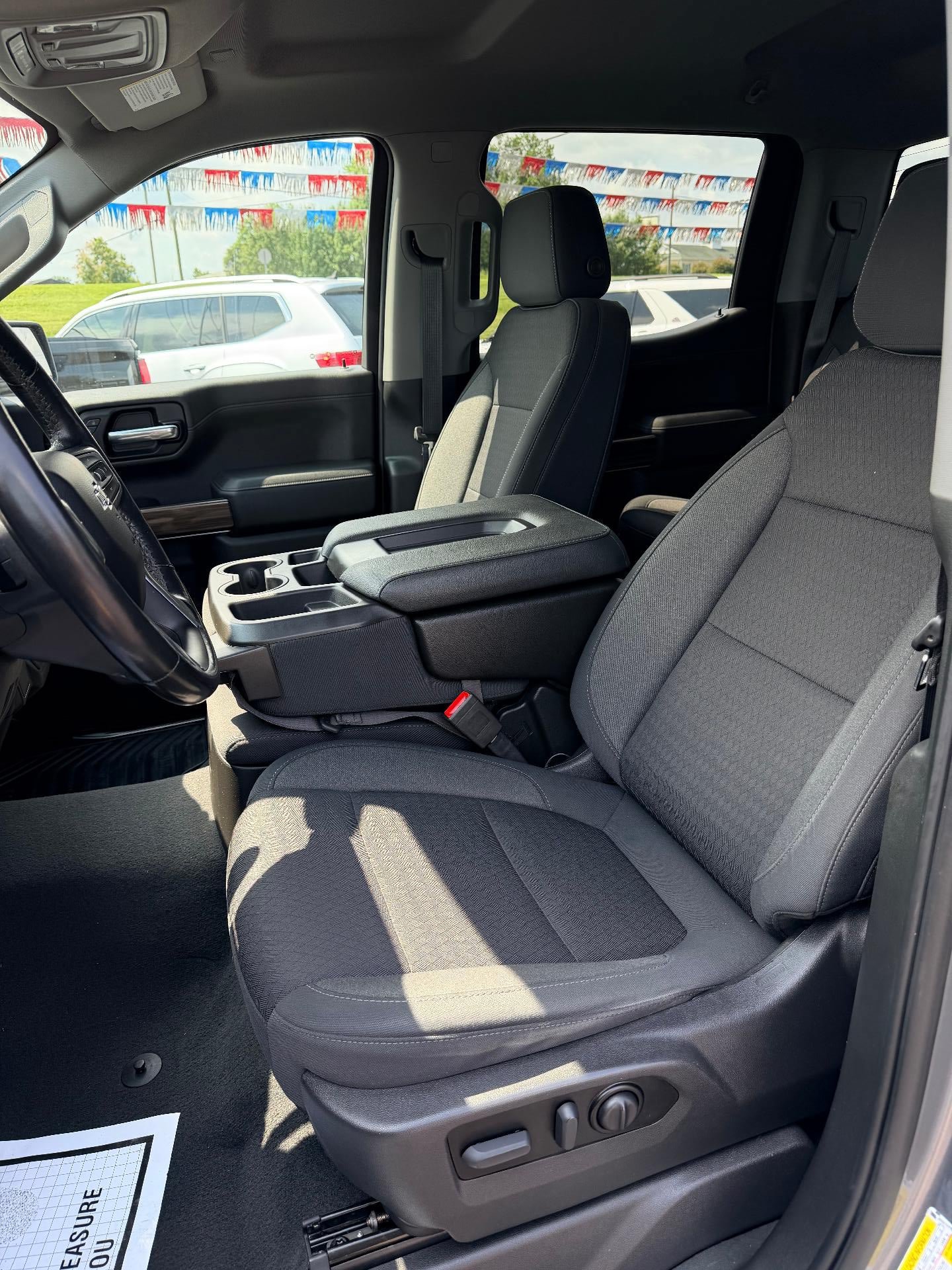 Used 2022 Chevrolet Silverado 1500 RST AWD/4WD image 11