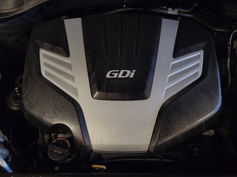 Used 2017 Hyundai Santa Fe Limited image 30