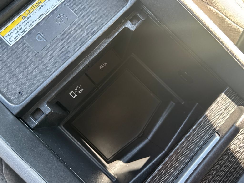 Used 2018 Honda Odyssey Elite image 33