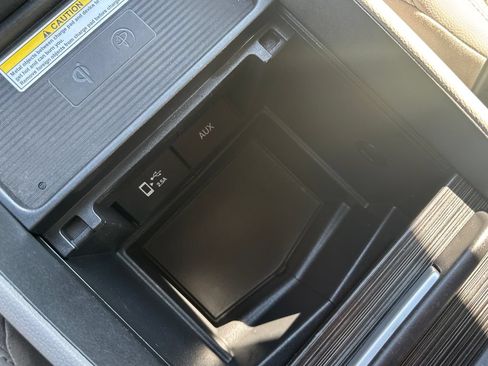Used 2018 Honda Odyssey Elite image 33