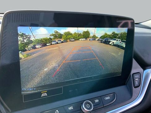 Used 2024 Chevrolet Blazer LT FWD image 25