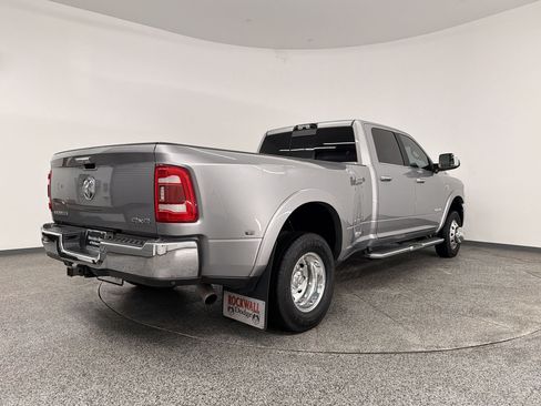 Used 2022 RAM 3500 Laramie w/ Max Tow Package AWD/4WD image 9