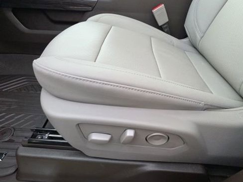 New 2026 Chevrolet Silverado 1500 LTZ w/ Z71 Off-Road Package image 16