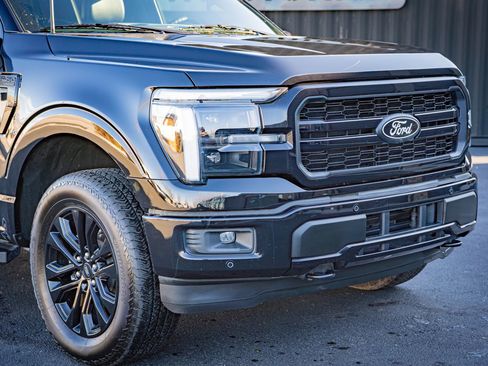 Used 2025 Ford F150 Lariat image 4