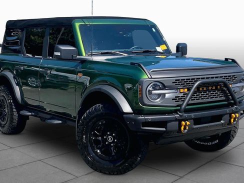 Used 2023 Ford Bronco Badlands AWD/4WD image 3