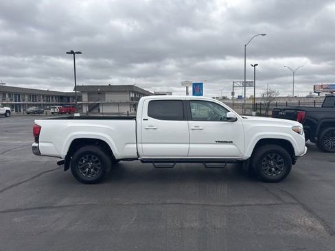 Used 2023 Toyota Tacoma SR5 image 2