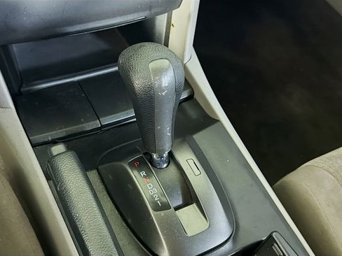 Used 2010 Honda Accord LX image 23