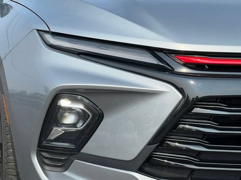 Used 2023 Chevrolet Blazer LT AWD/4WD image 38