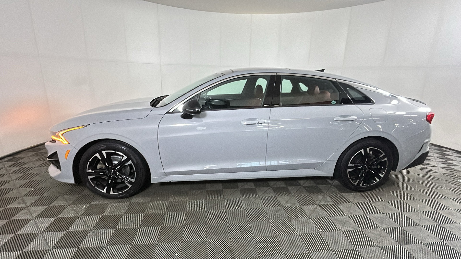 Used 2023 Kia K5 GT-Line FWD image 7