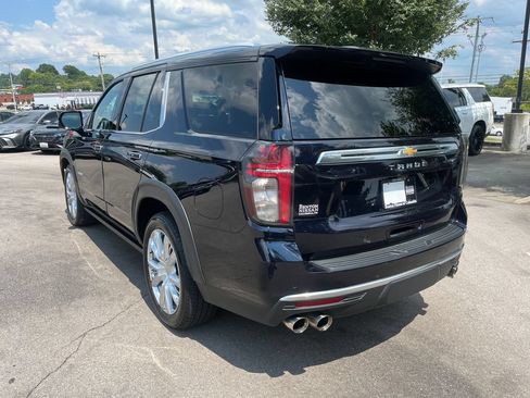 Used 2021 Chevrolet Tahoe High Country AWD/4WD image 2