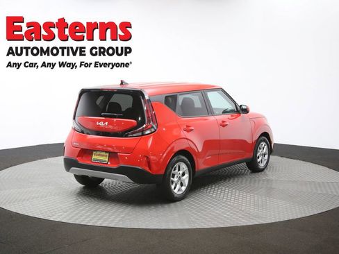 Used 2023 Kia Soul LX w/ Option Group 015 FWD image 40
