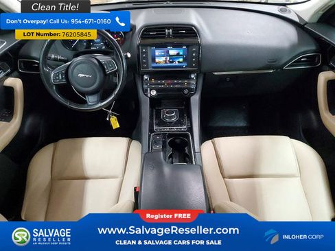 Used 2018 Jaguar F-PACE Premium image 11