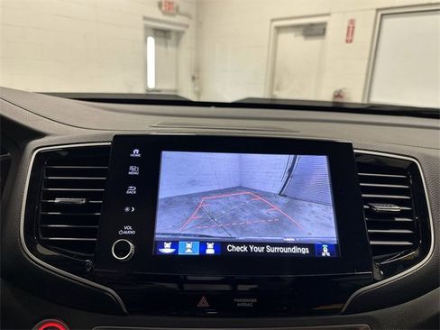 Used 2023 Honda Ridgeline RTL-E image 34