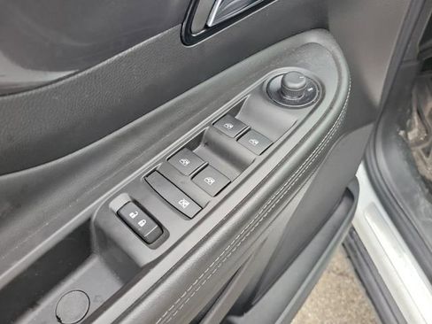 Used 2022 Buick Encore Preferred AWD/4WD image 14