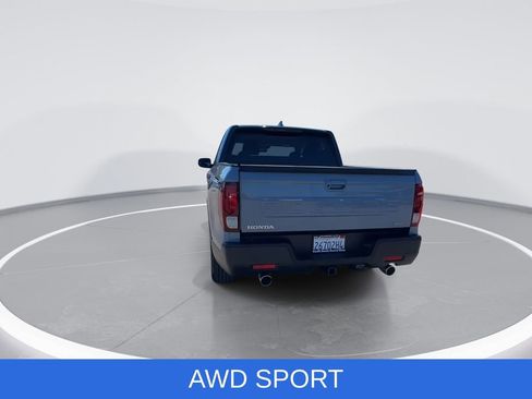 Used 2024 Honda Ridgeline Sport image 10