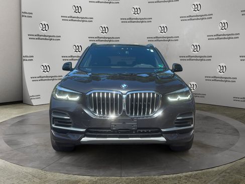 Used 2022 BMW X5 xDrive40i w/ Premium Package image 8