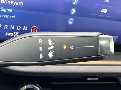 Certified 2024 Buick Envision Sport Touring image 28