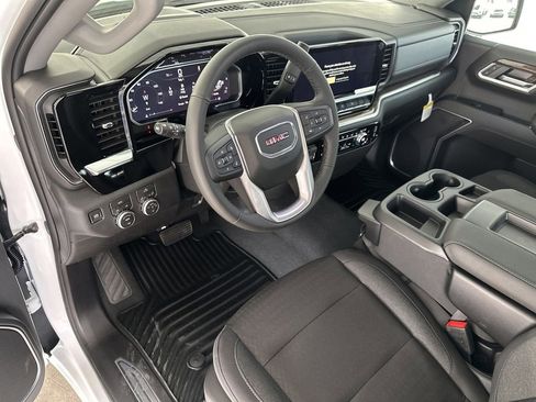 New 2026 GMC Sierra 1500 Elevation image 12