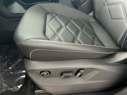 New 2026 Volkswagen Atlas SE image 13