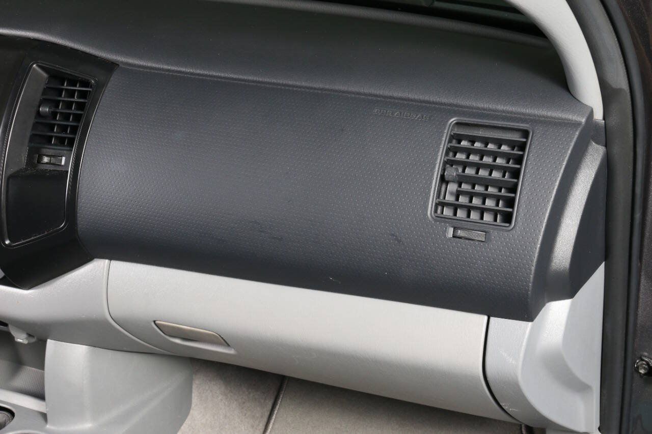 Used 2011 Toyota Tacoma 2WD Regular Cab image 48