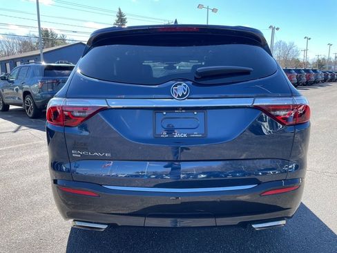 Used 2023 Buick Enclave Essence w/ Experience Buick Package image 6