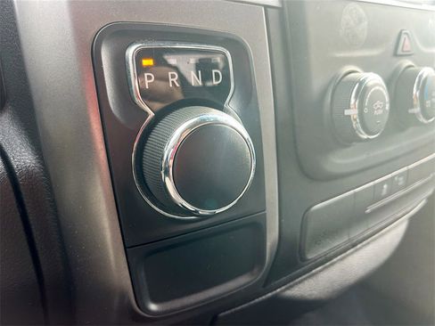 Used 2022 RAM 1500 Classic SLT image 16