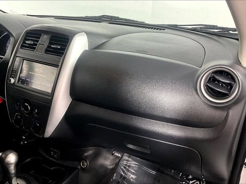 Used 2019 Nissan Versa SV FWD image 16