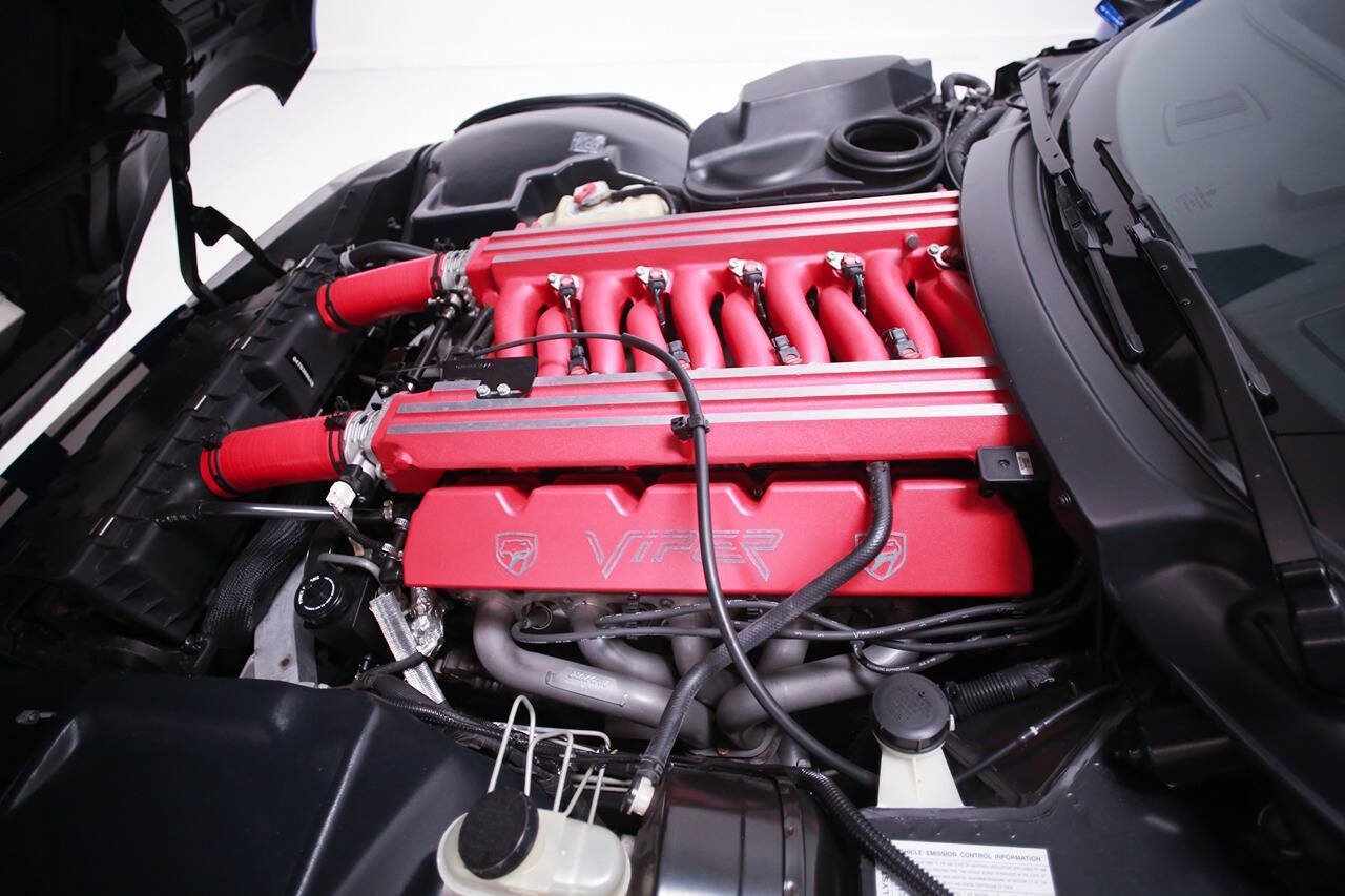 Used 1996 Dodge Viper GTS RWD image 19