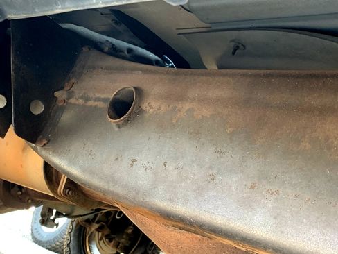 Used 2007 GMC Sierra 2500 SLE w/ EZ-Lift Tailgate Package image 39