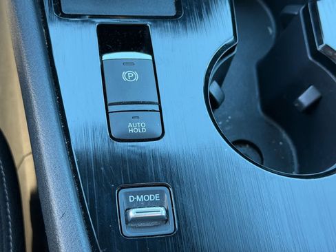 Used 2024 Nissan Rogue S image 16