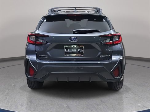 Used 2025 Subaru Crosstrek 2.5i Limited w/ Crosstrek Mirror Package image 7