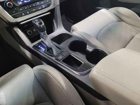 Used 2016 Hyundai Sonata Sport w/ Option Group 02 FWD image 26