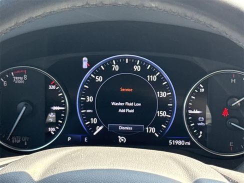 Used 2024 Buick Enclave Premium image 18