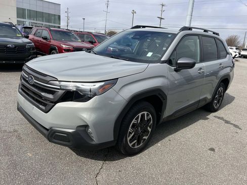 Certified 2026 Subaru Forester Premium image 3