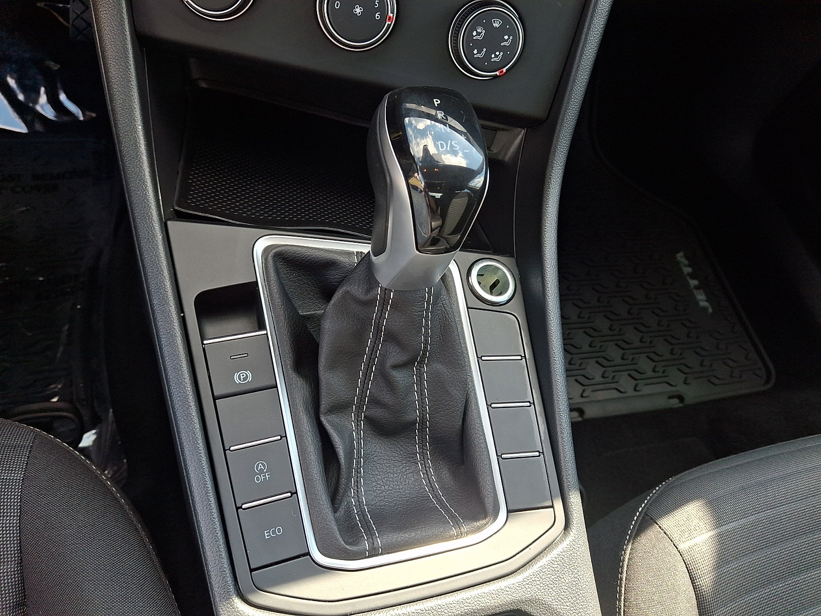 Used 2022 Volkswagen Jetta S w/ IQ.Drive Package FWD image 17