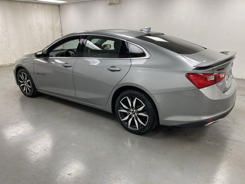 Used 2023 Chevrolet Malibu RS image 3