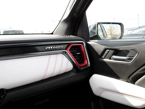 Used 2023 GMC Canyon AT4X image 20