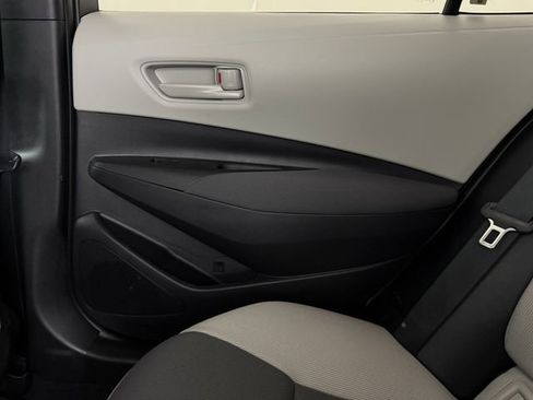Used 2026 Toyota Corolla LE FWD image 32