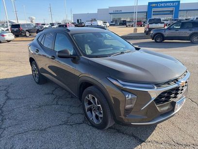 Used 2024 Chevrolet Trax LT w/ Driver Confidence Package