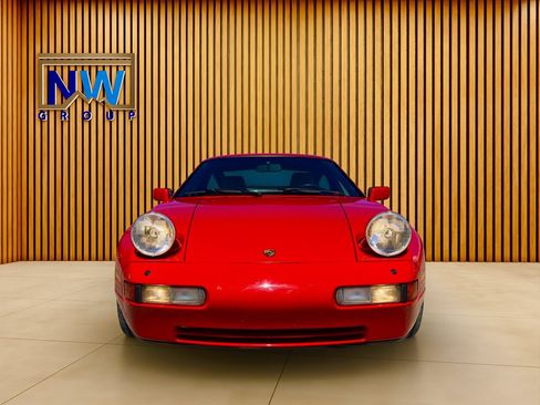 Used 1989 Porsche 928 S4 image 2