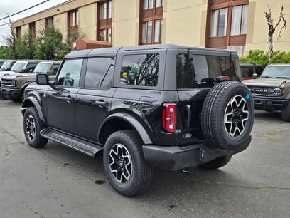 New 2026 Ford Bronco Outer Banks