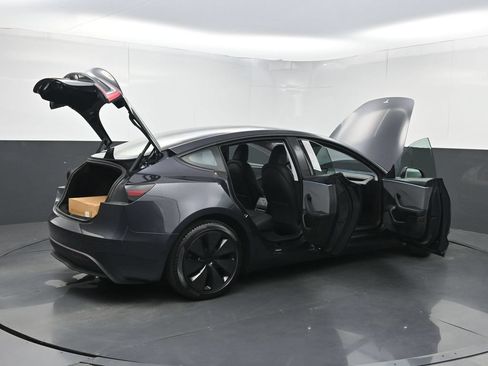 Used 2024 Tesla Model 3 Standard Range RWD image 38