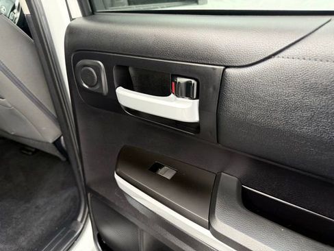 Used 2020 Toyota Tundra SR5 w/ SR5 Upgrade Package image 24