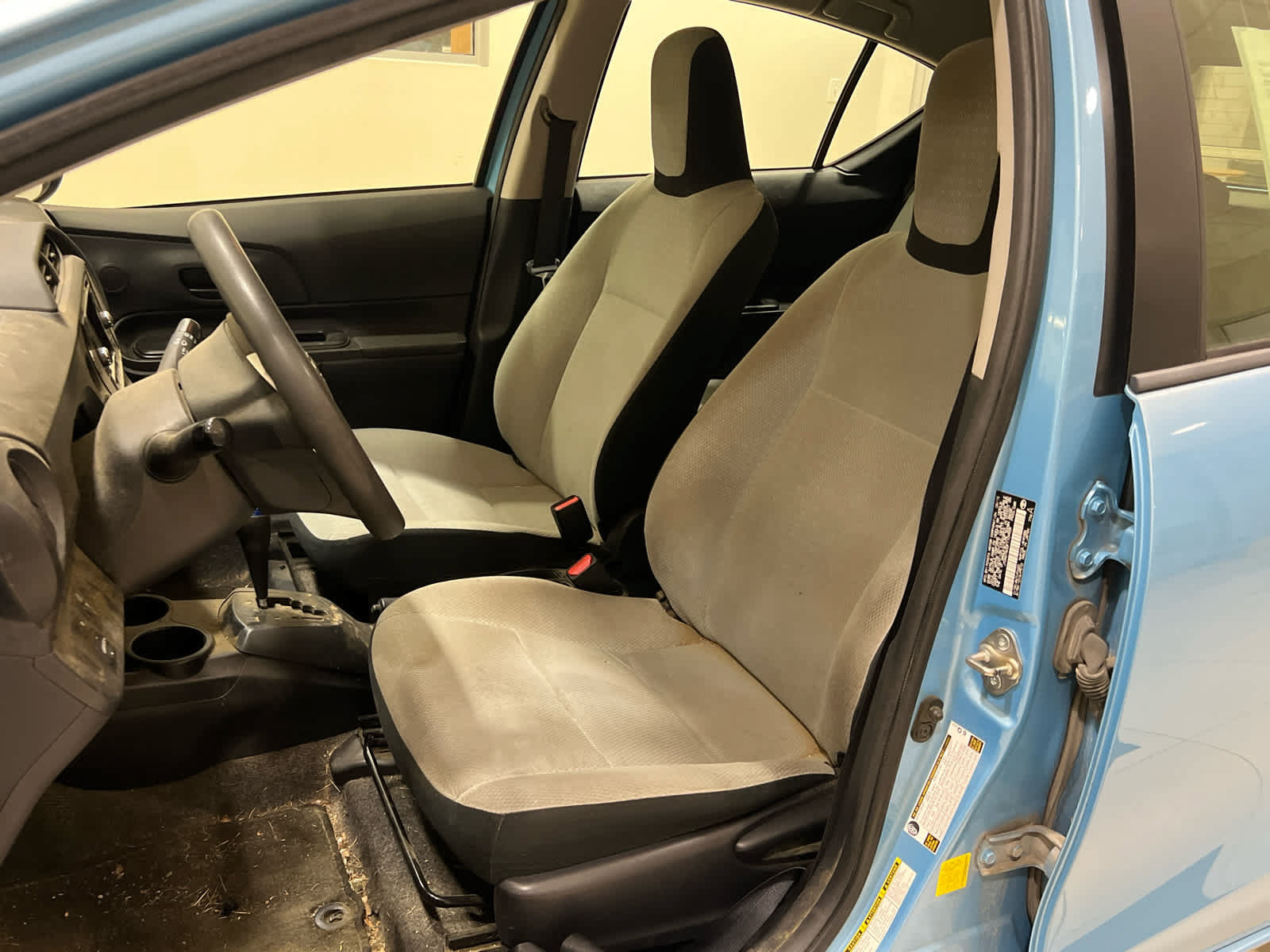 Used 2015 Toyota Prius C One FWD image 13