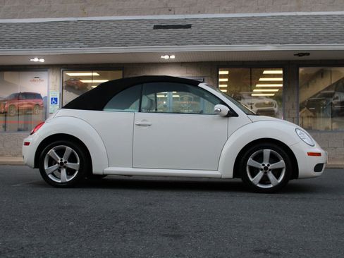Used 2007 Volkswagen Beetle Triple White Edition image 22