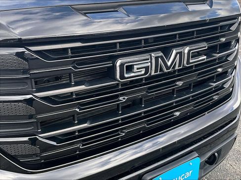 Used 2022 GMC Sierra 1500 Elevation image 31