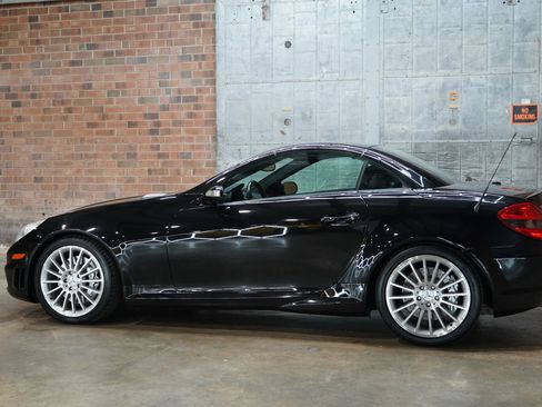 Used 2006 Mercedes-Benz SLK 55 AMG image 11