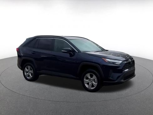 Used 2025 Toyota RAV4 XLE image 2